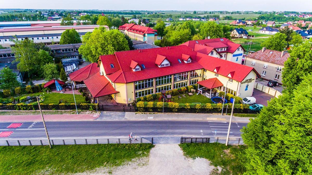 Hotel Warka Exterior foto